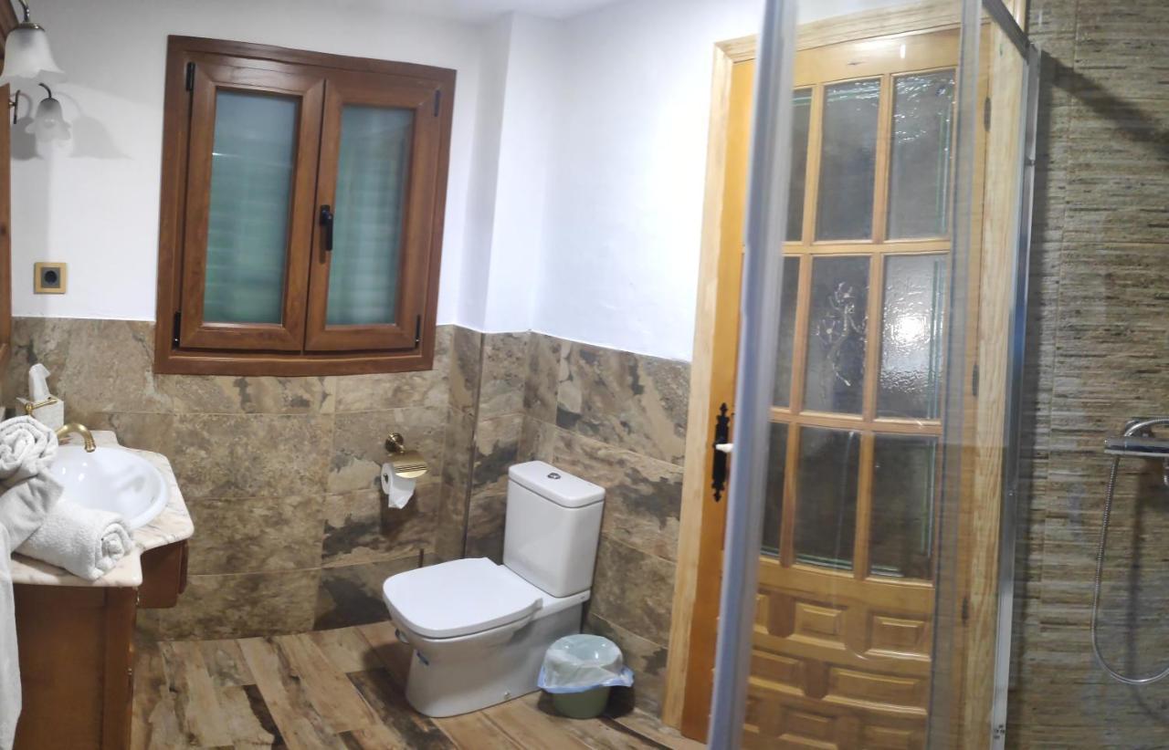 Casa Rural El Eden Del Ungria Caspueñas Eksteriør billede